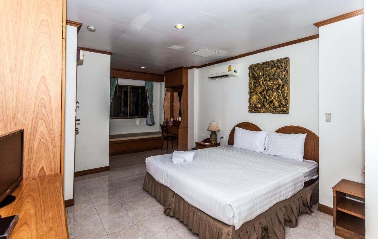 Andaman Sea Patong Hotel Екстериор снимка